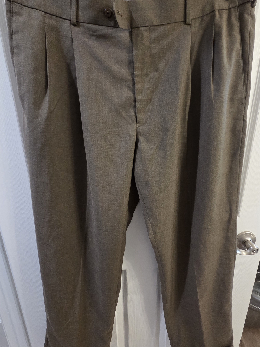 Stafford Men's Dress Pants in Taupe Brown
